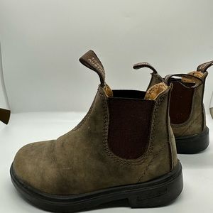 Blundstone toddler boots size 8z